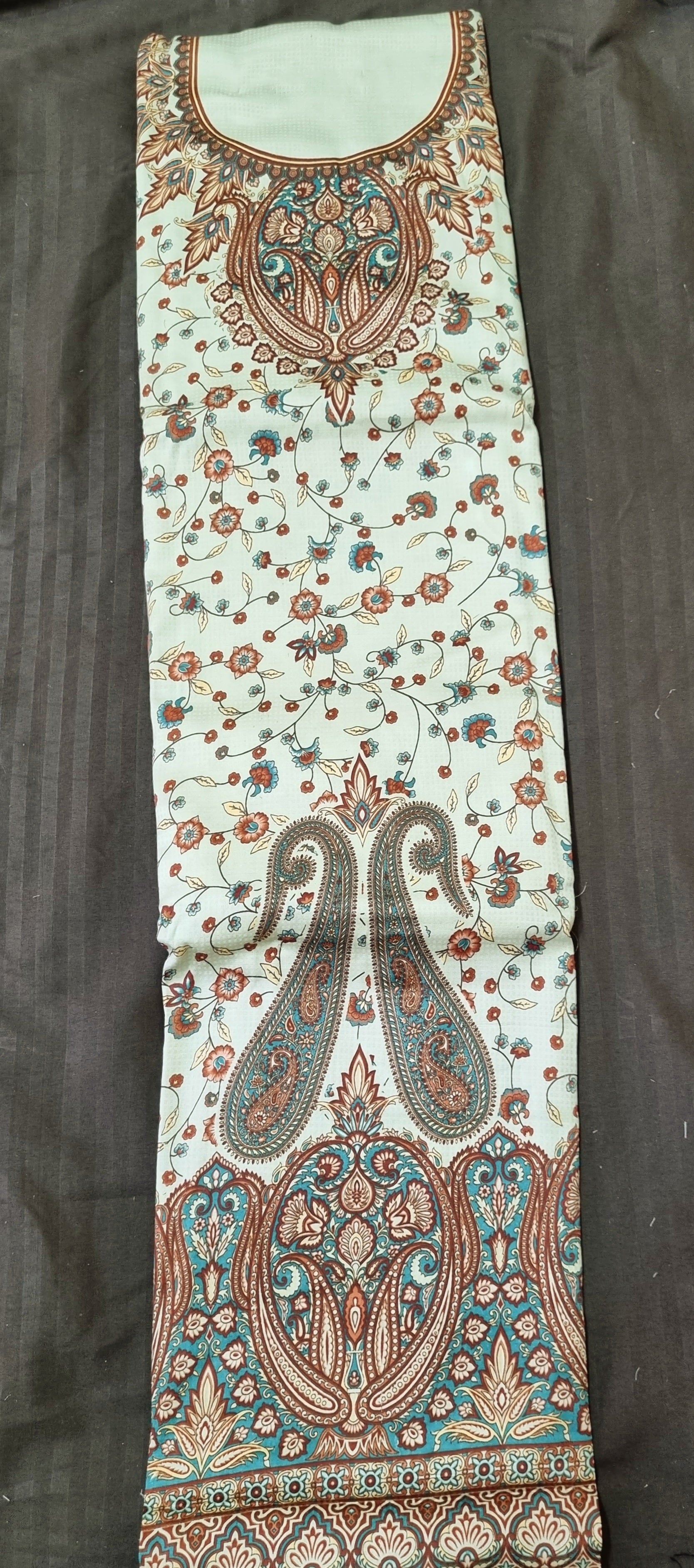 कराची प्रिंट ड्रेस सामग्री