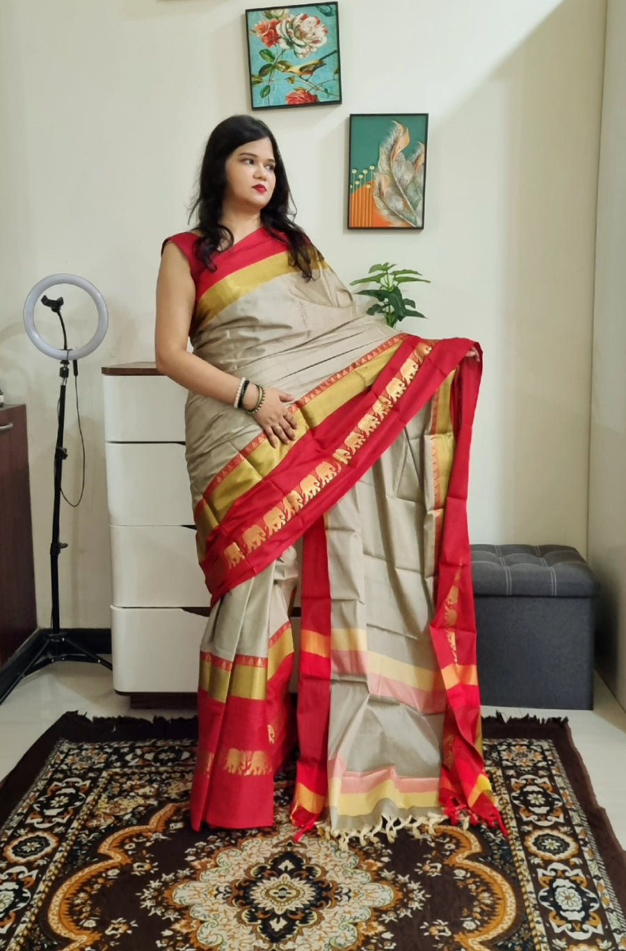 Spun cotton silverish grey elephant 🐘 motif saree