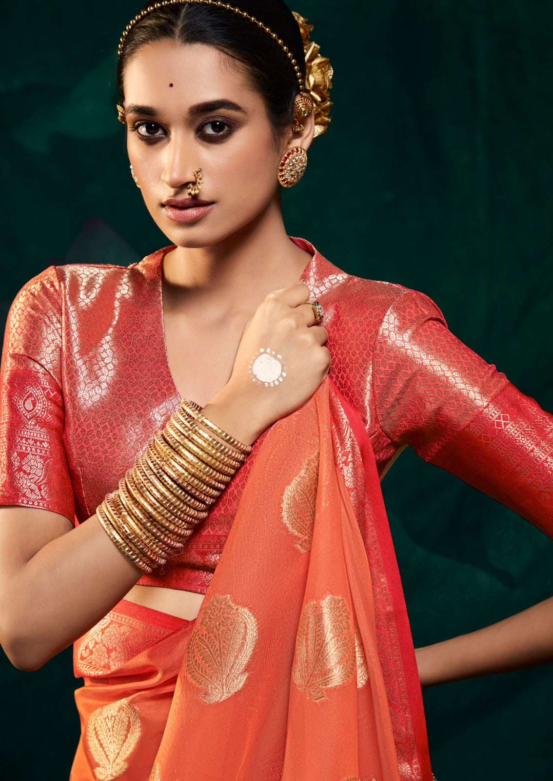 सॉफ्ट सैटिन ऑर्गेंज़ा साड़ी