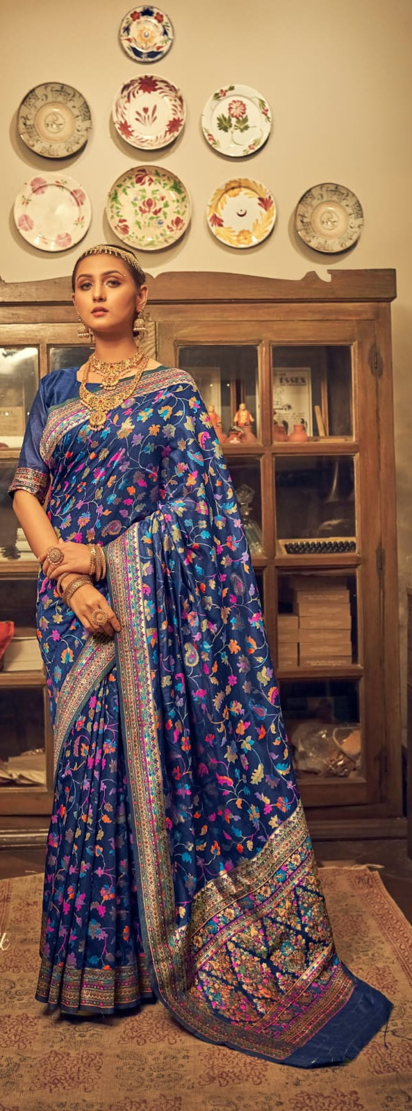 कानी बुनाई कश्मीरी सिल्क साड़ी