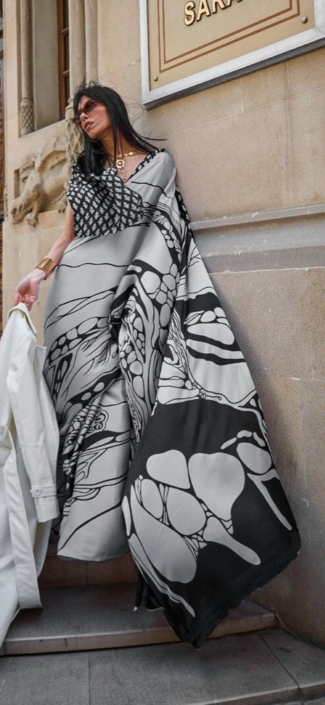 COLORFULL AND VIBRANT SAREE