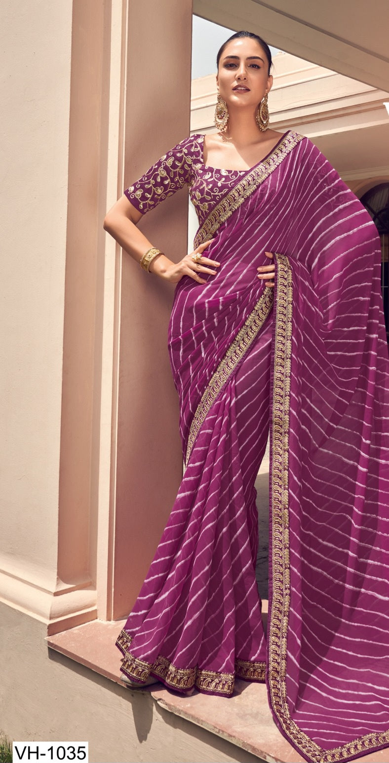 डिज़ाइनर ब्लाउज के साथ प्रिंटेड लहरिया