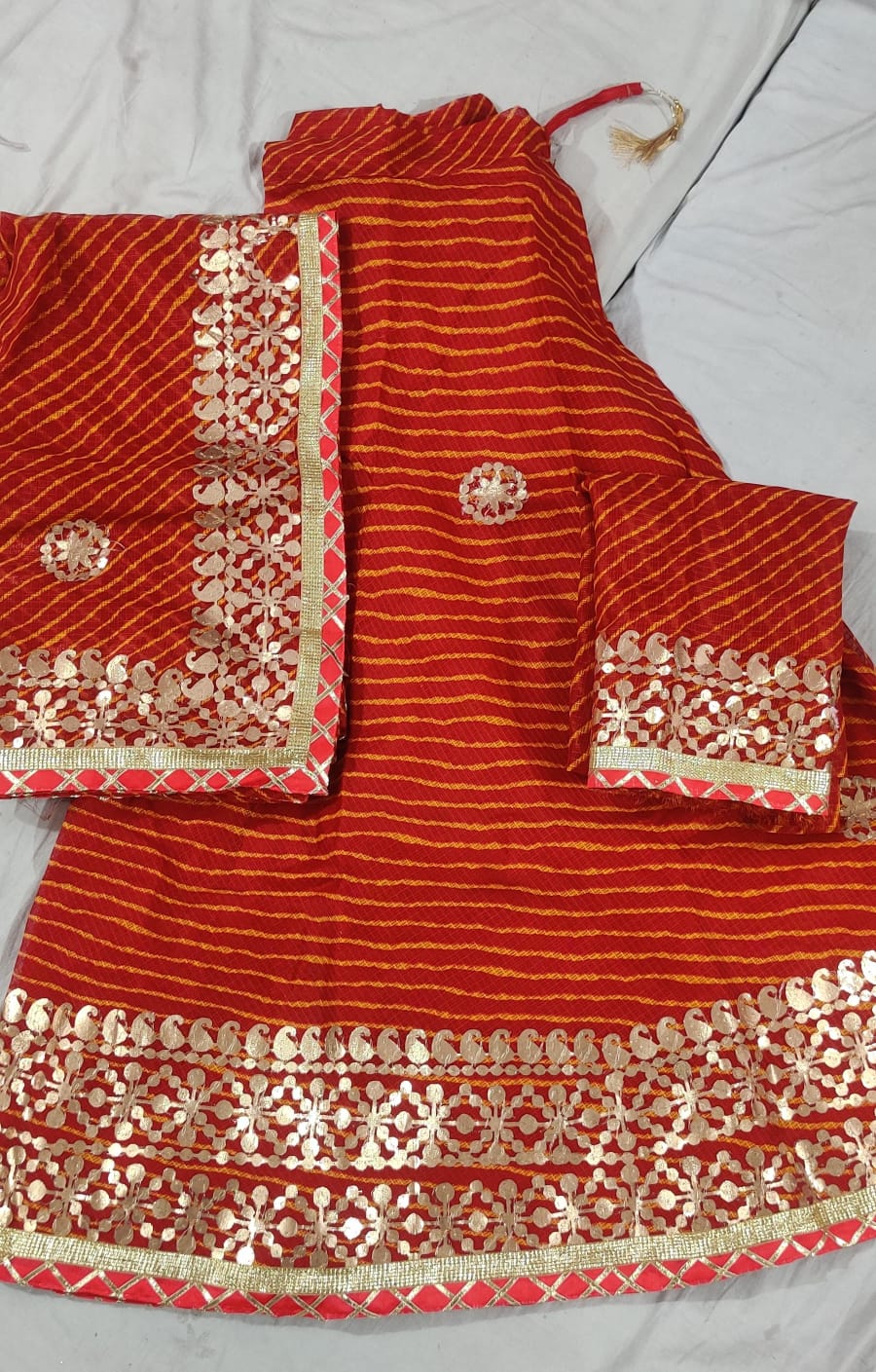 लहरिया घाघरा चोली