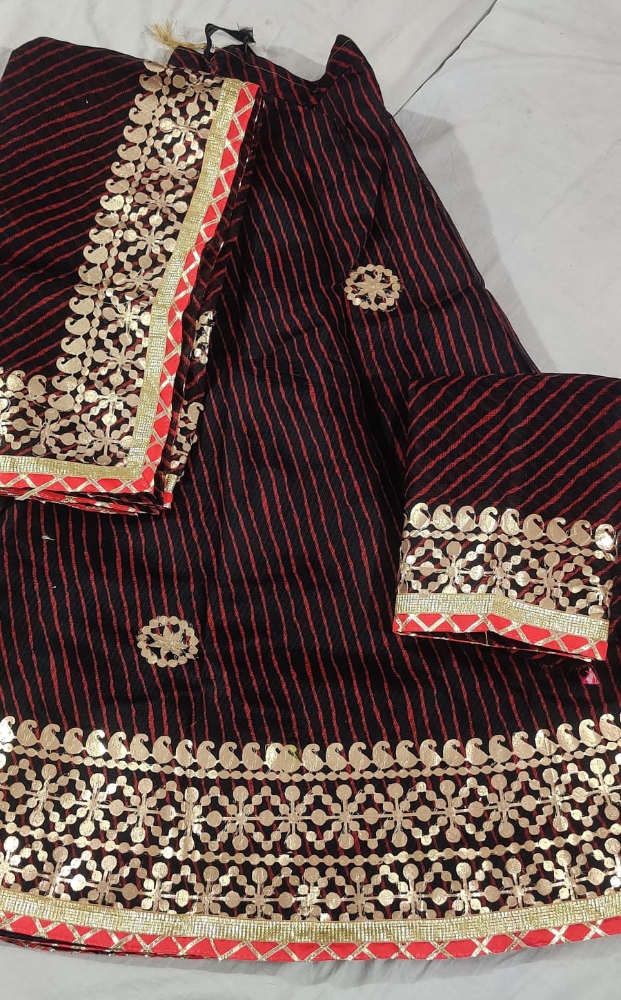 Lehariya ghagra choli