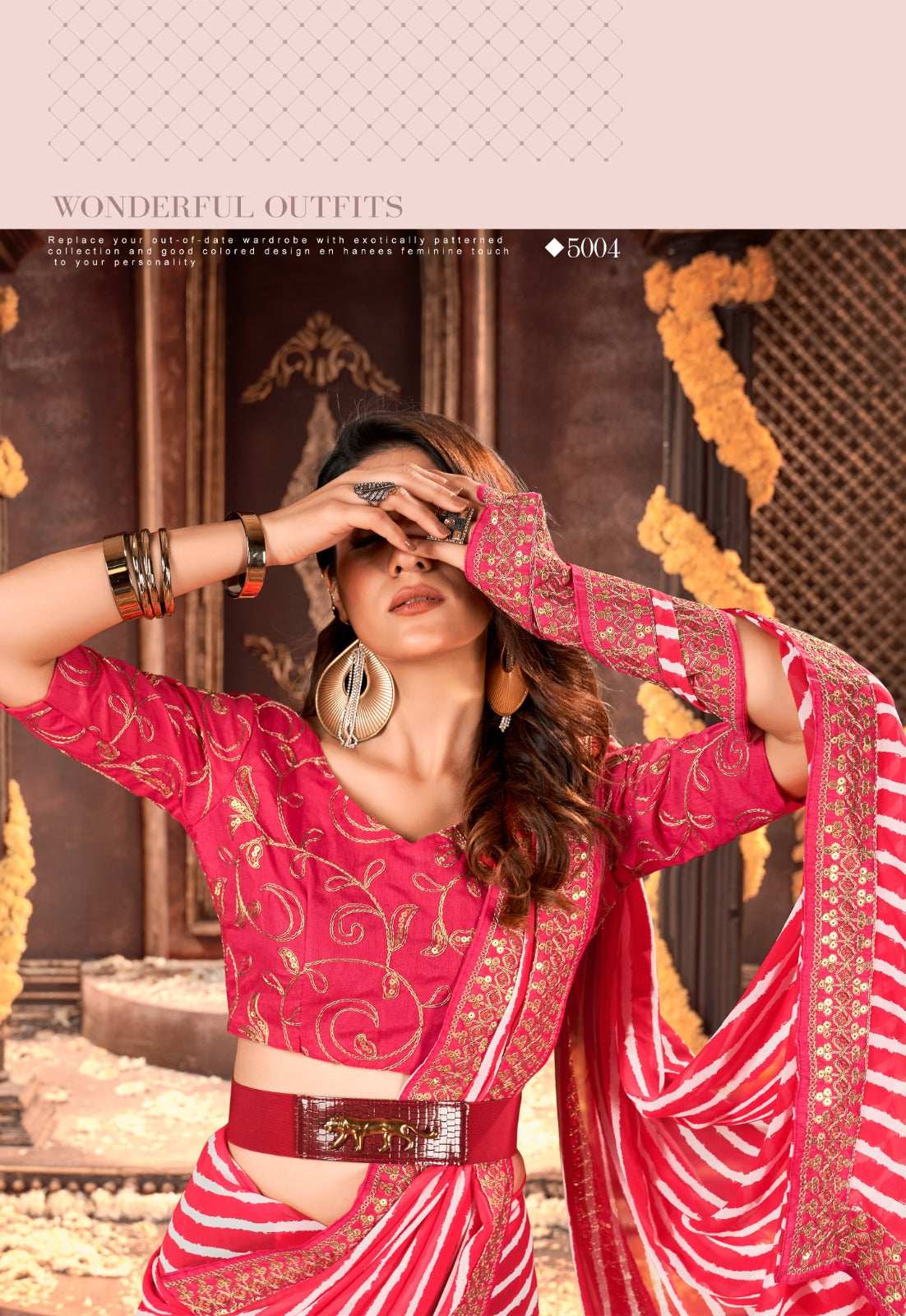 डिज़ाइनर ब्लाउज के साथ प्रिंटेड बंधनी