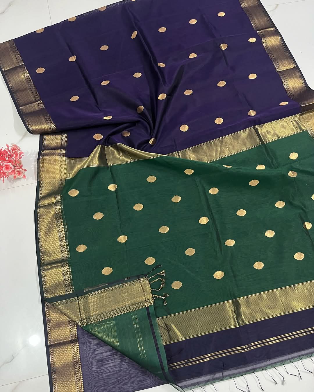 Cotton silk Maheshwari ball boota saree