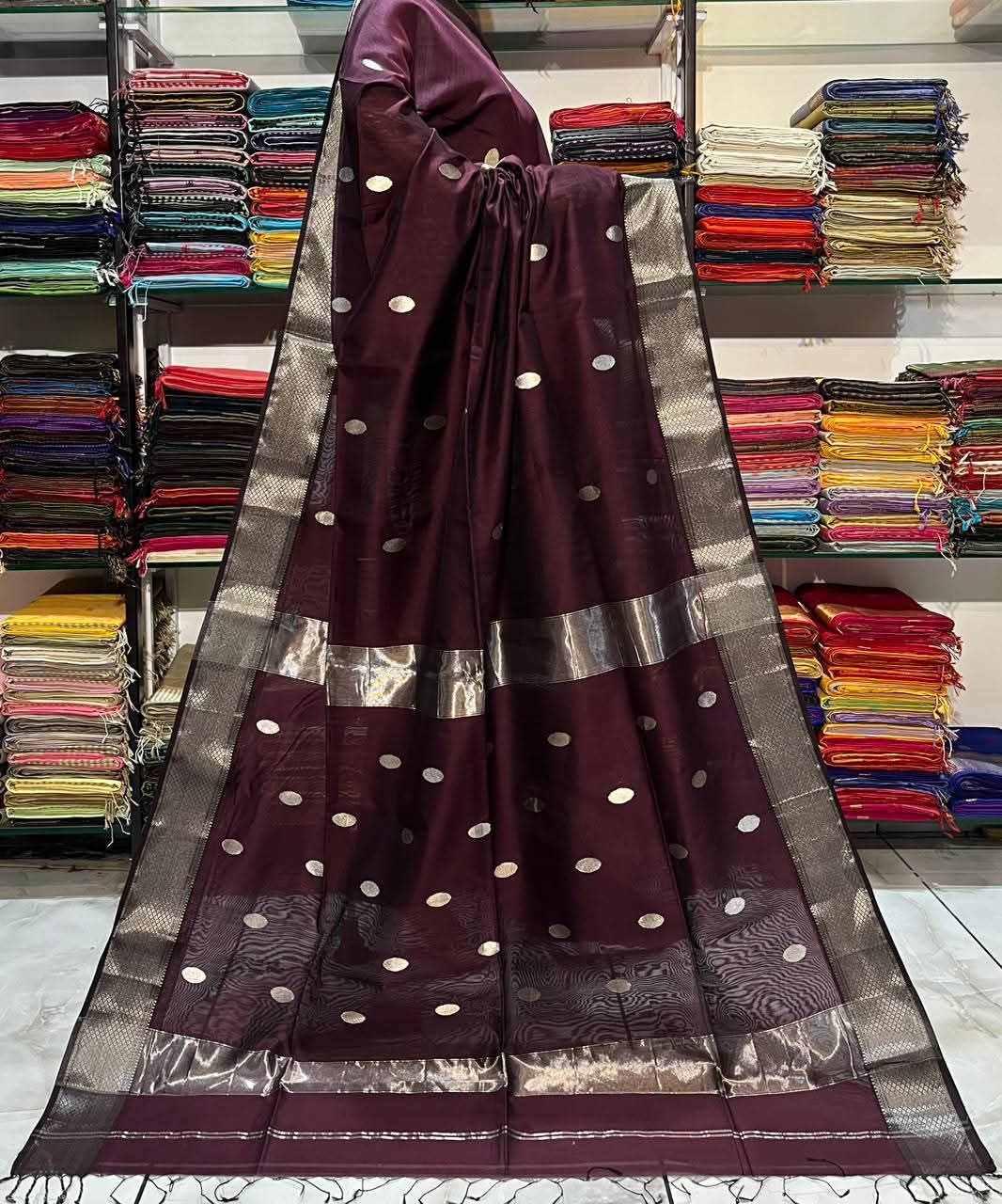 Semi Maheshwari saree