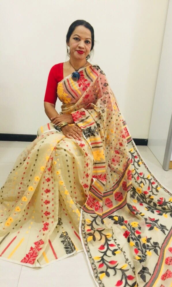 Dhakai jamdani saree