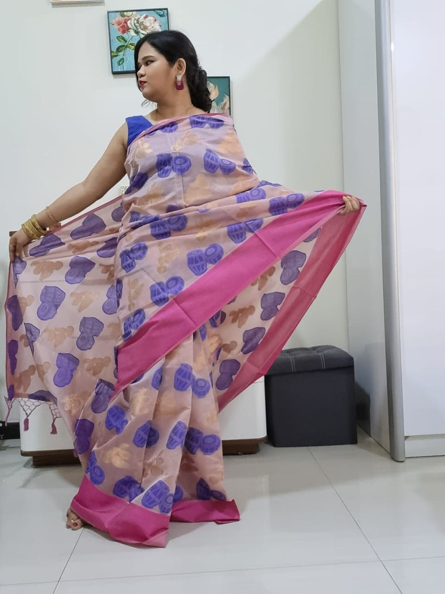 Banarsi instrument saree