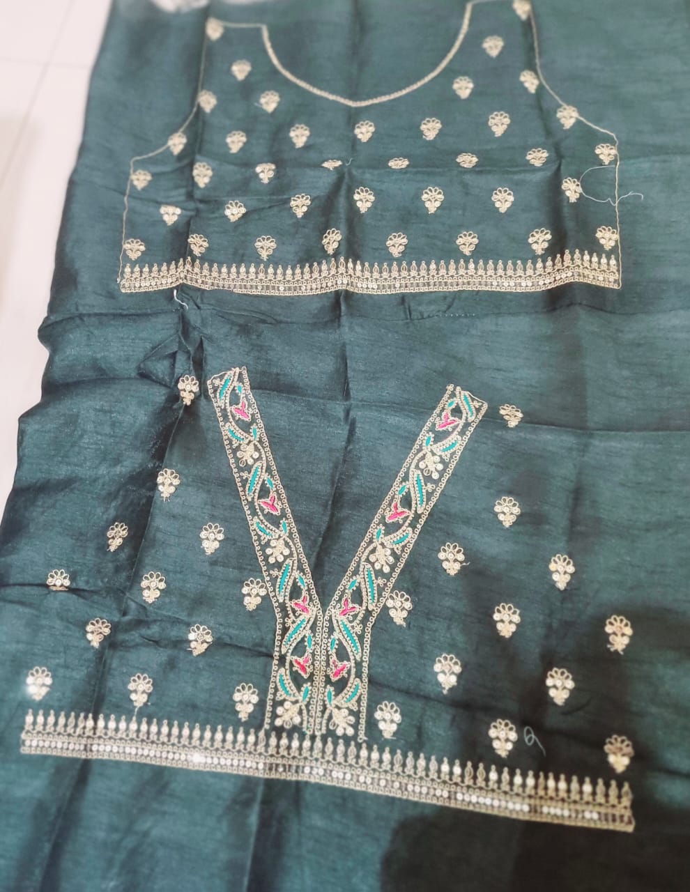 Vichitra silk saree