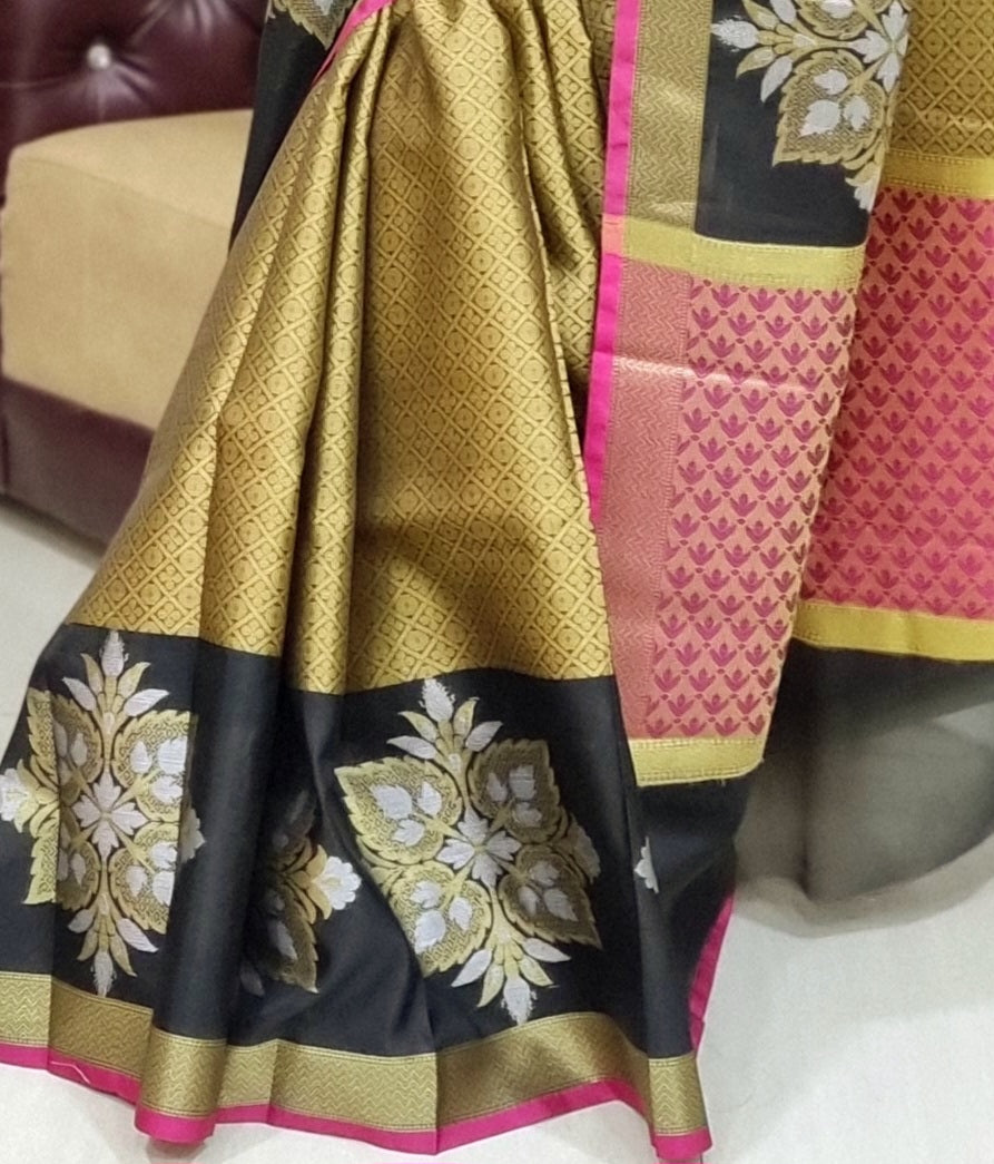 GOLD AND BLACK Tanchhui