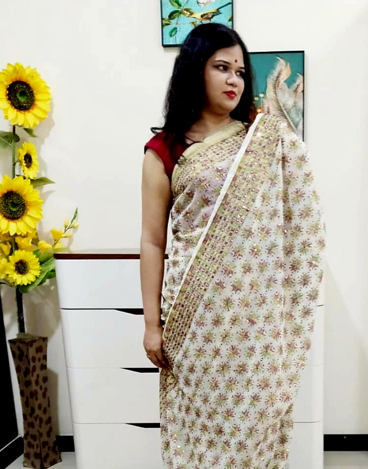 सफेद मल्टीकलर थ्रेड वर्क फुलकारी